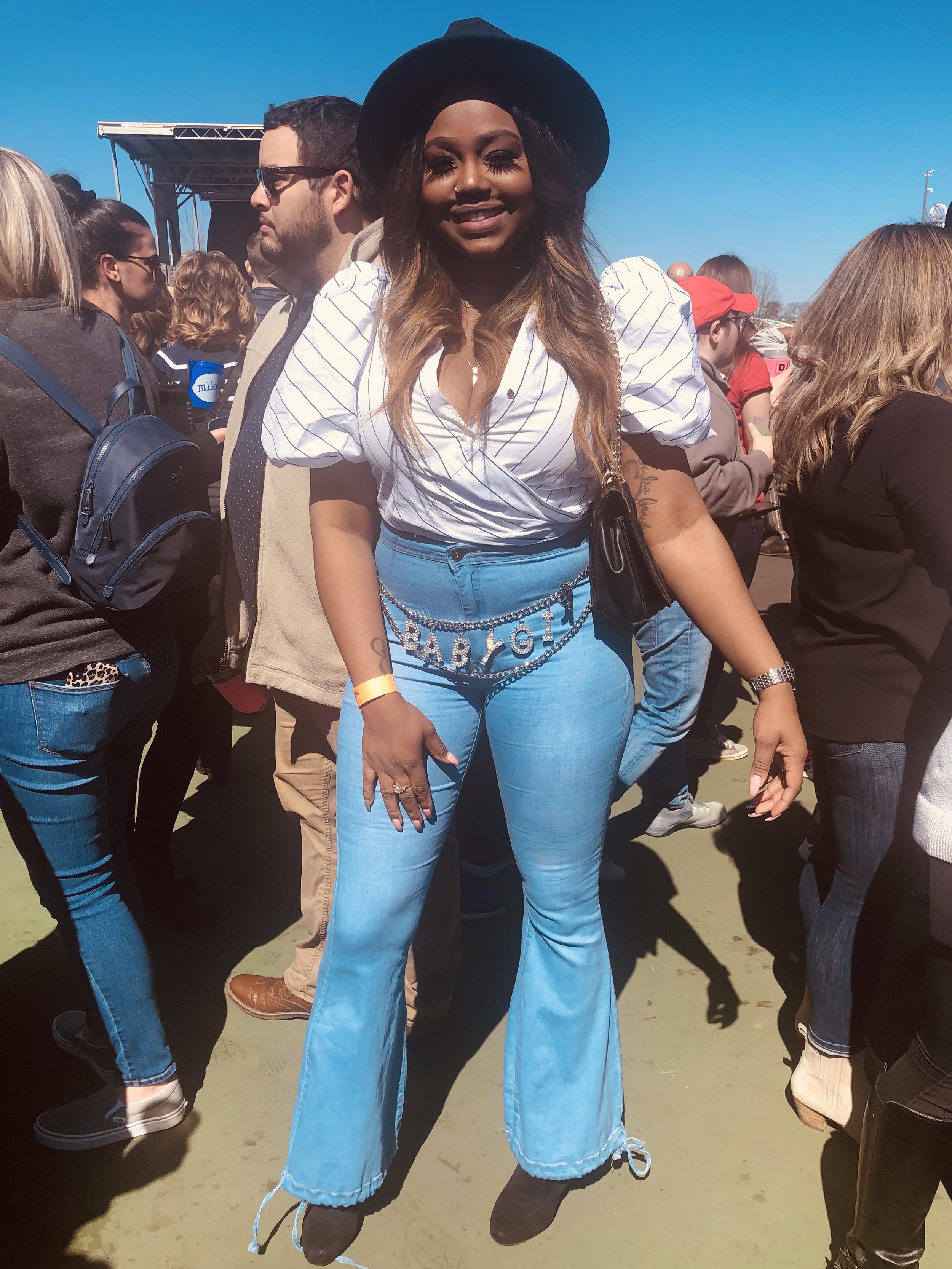 Atlanta Festival Outfits: What To Wear At An Outdoor Festival - Atlanta  Lifestyle Blogger